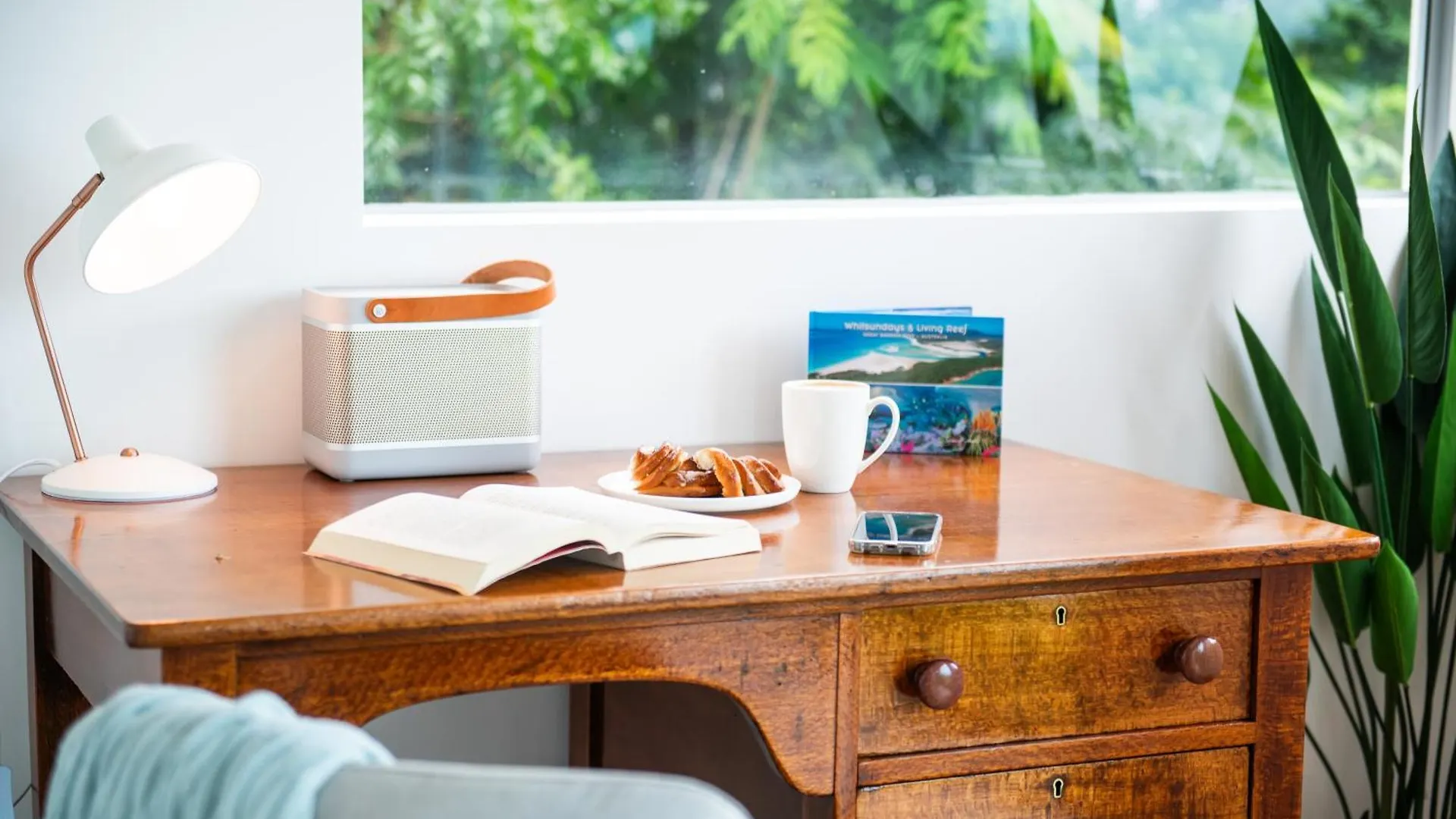 Coralair Whitsundays Villa Airlie Beach