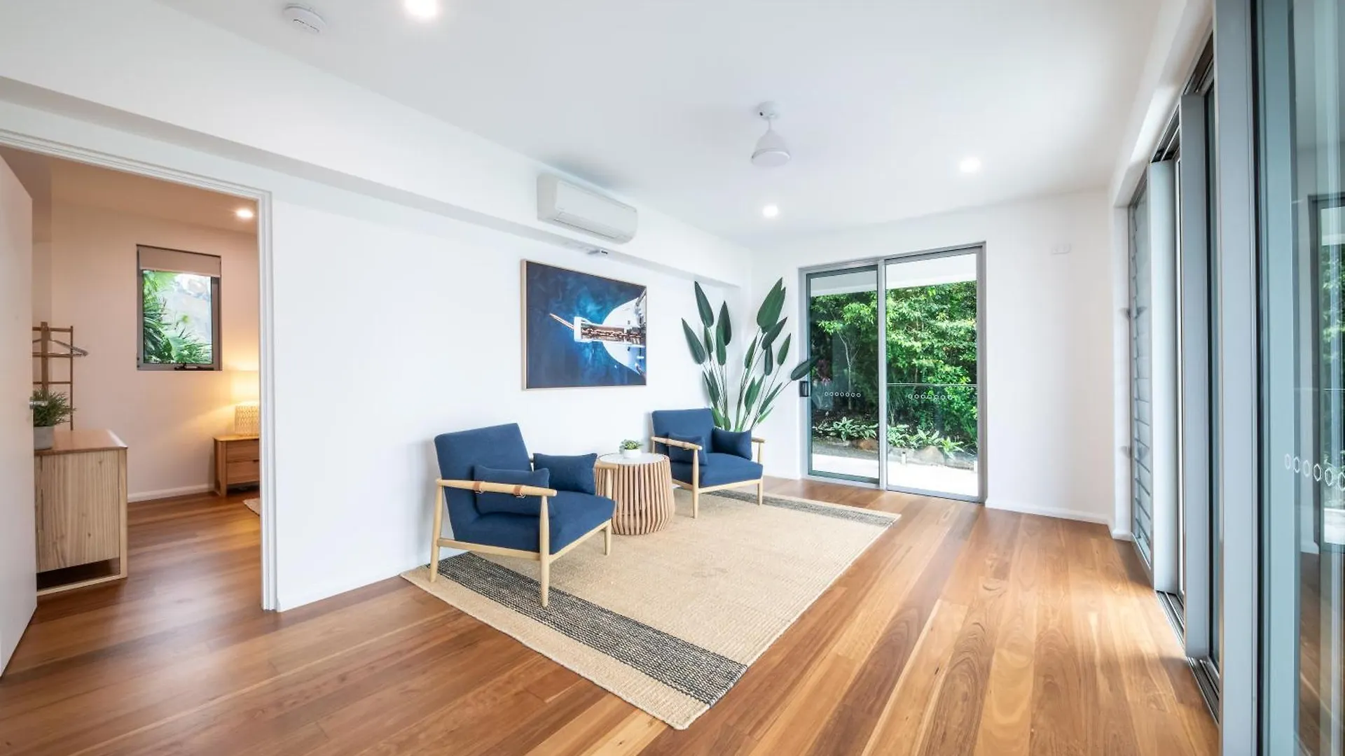 Coralair Whitsundays Villa Airlie Beach 0*,  Australia