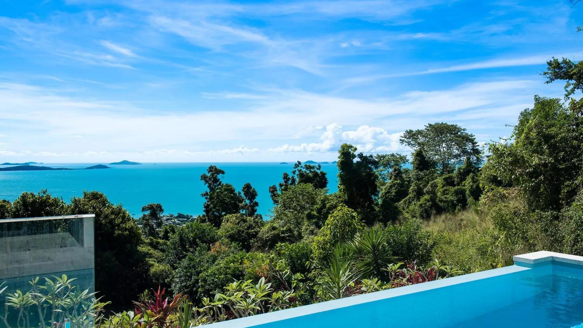Coralair Whitsundays Villa Airlie Beach